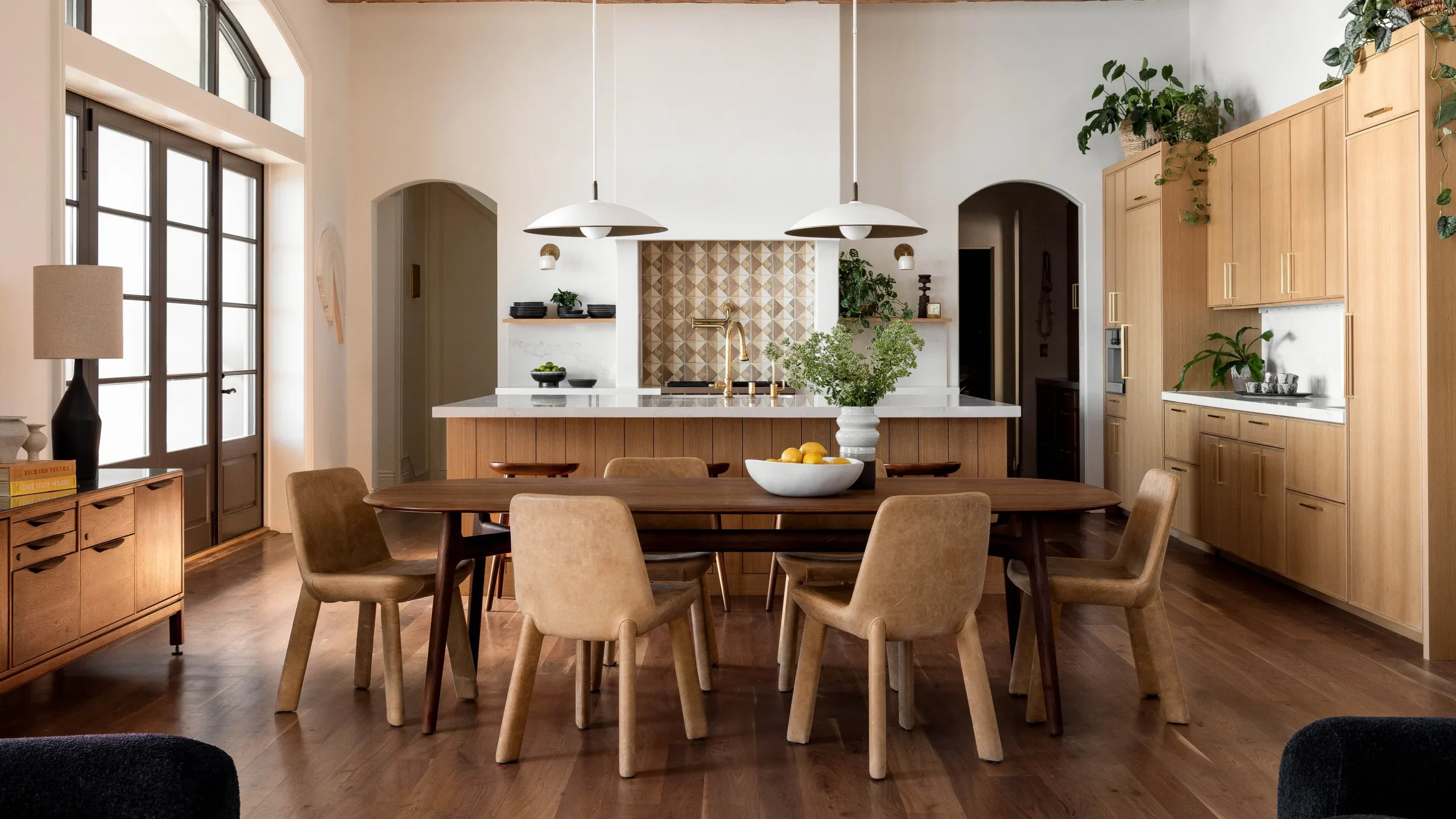 Premium Dining Room Ideas for Elegant Family Meals